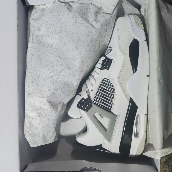 COPY - Jordan 4 retro “military black” - Picture 1 of 4